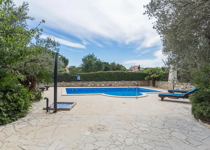 Renata וילה פולה